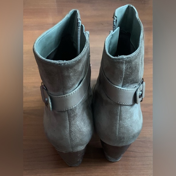 NATURALIZER Women’s Leather Ankle Boots Gray Size 9M - Picture 3 of 8
